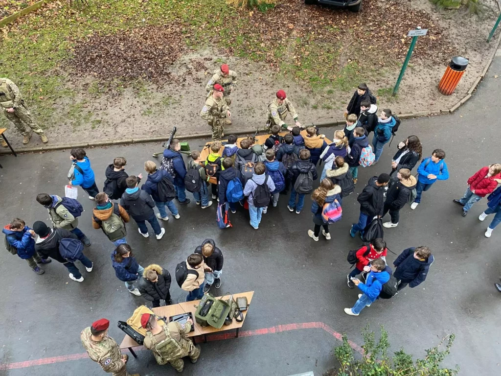 operation-sentinelle-au-college-saint-luc-cambrai-2